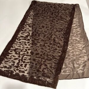 Excellent condition: Joan Rivers velvet and sheer scarf